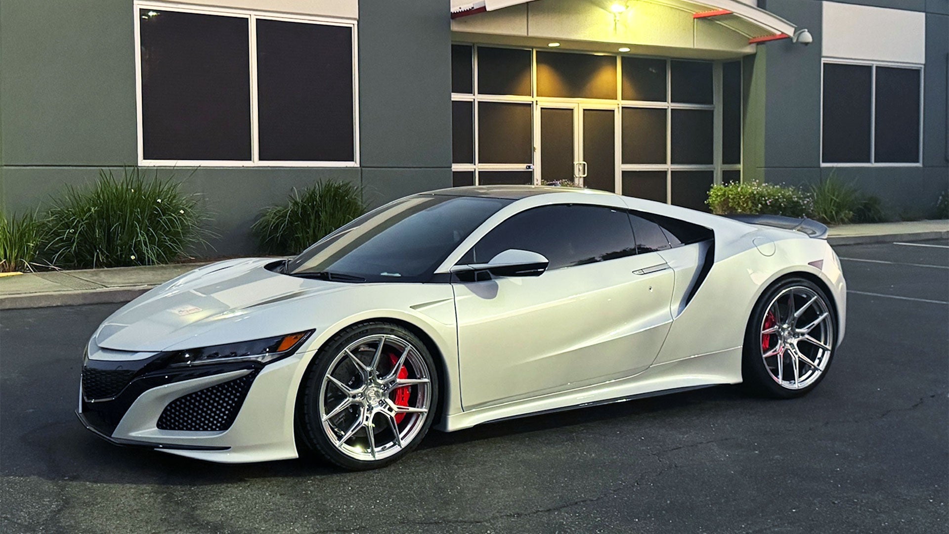 White Second Generation NSX on Variant Forged NYSA Wheels